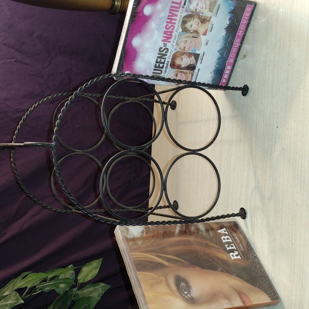 Reba, Carrie, Faith, Taylor & Miranda DvD Special with wine racj, Reba's Gold ii